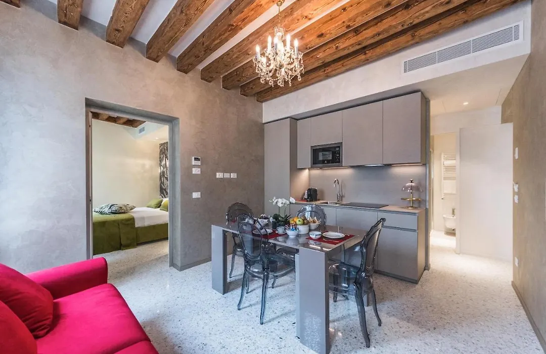 Rialto Luxury Flat-1